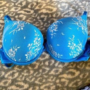 NWOT Rue 21 34B light blue lace push up bra